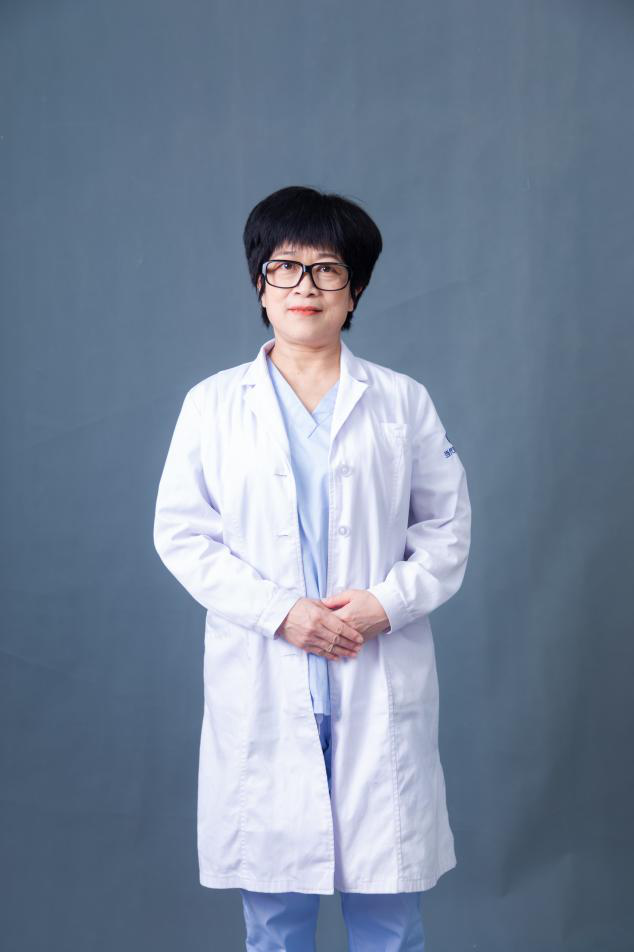 马丽华医生照片